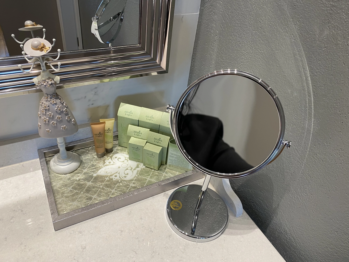 Стая Делукс с изглед към града