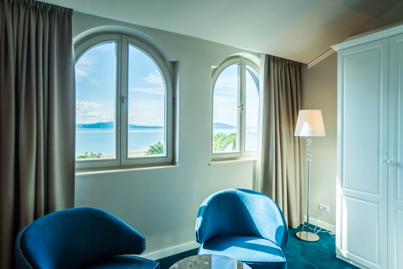 Superior room with sea view