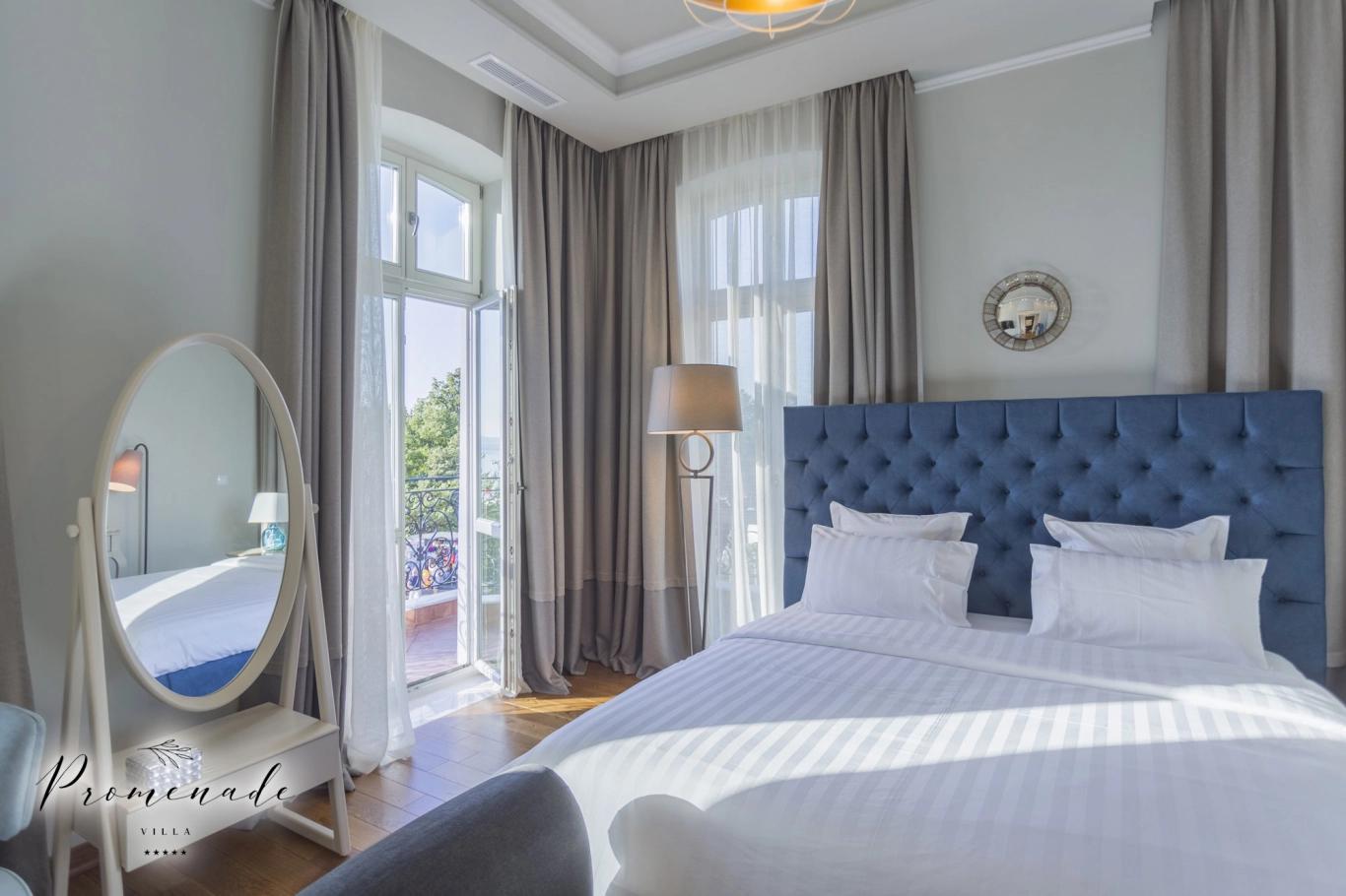 Студио Гранд Делукс с изглед към морето и балкон