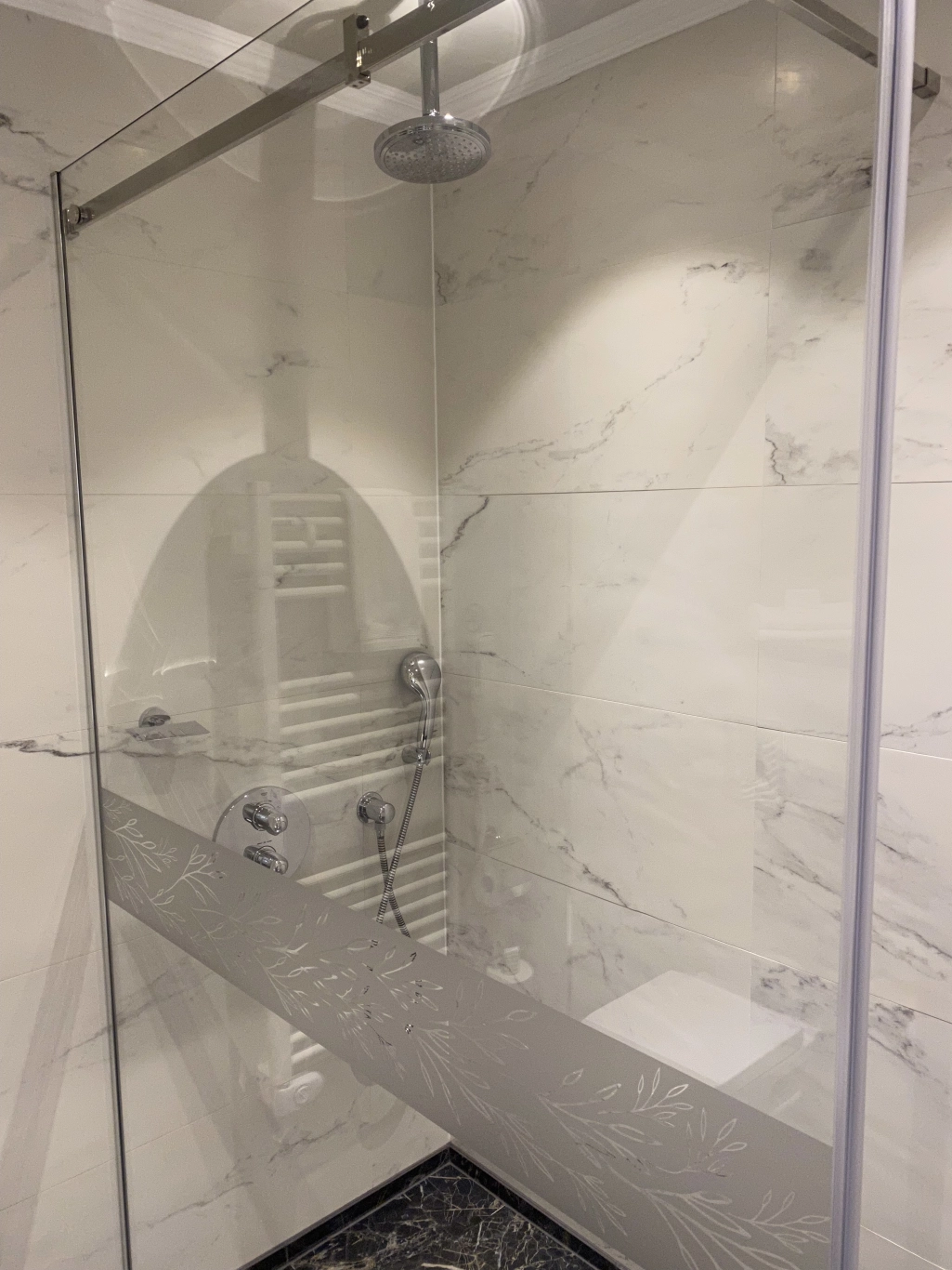 Номер на двоих