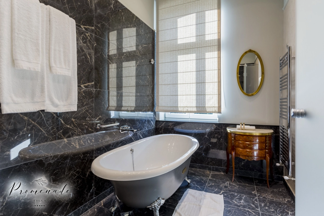 Студио Гранд Делукс с изглед към морето и балкон