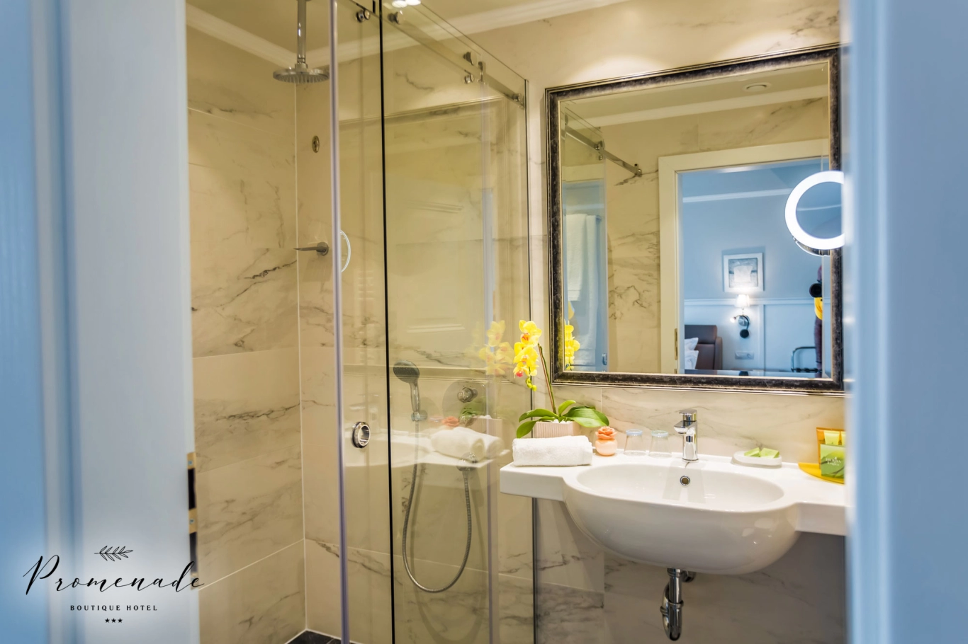 Superior room with sea view