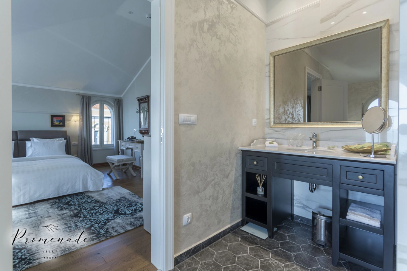 Стая Делукс с изглед към морето