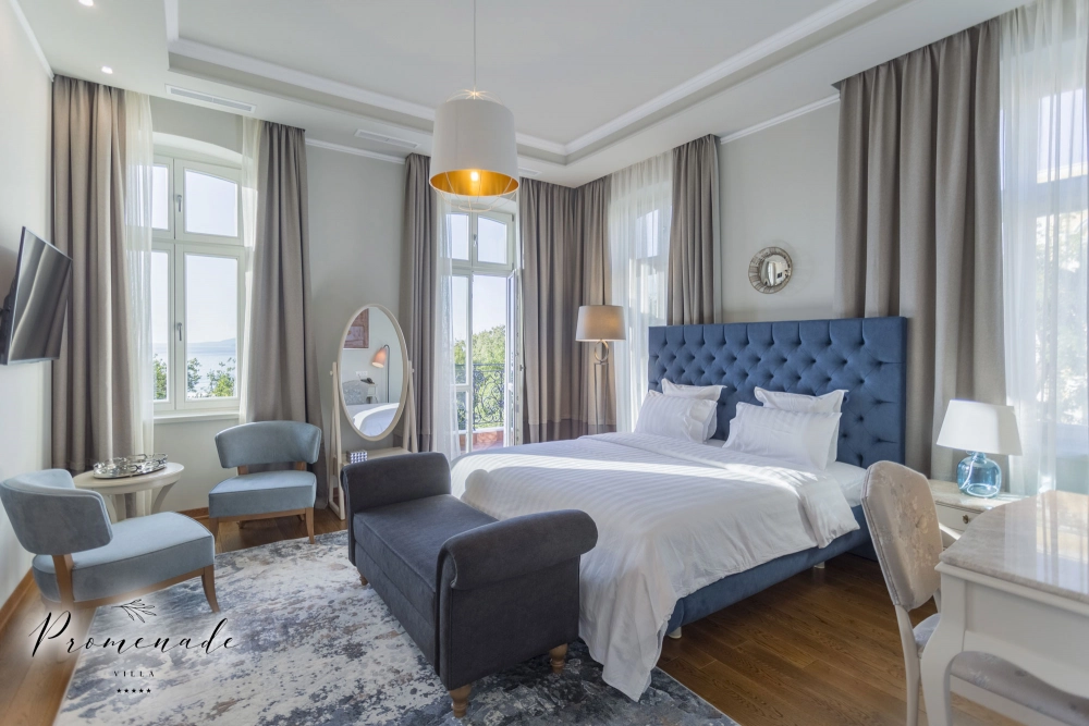 Studio Grand Deluxe with sea view  and balcony